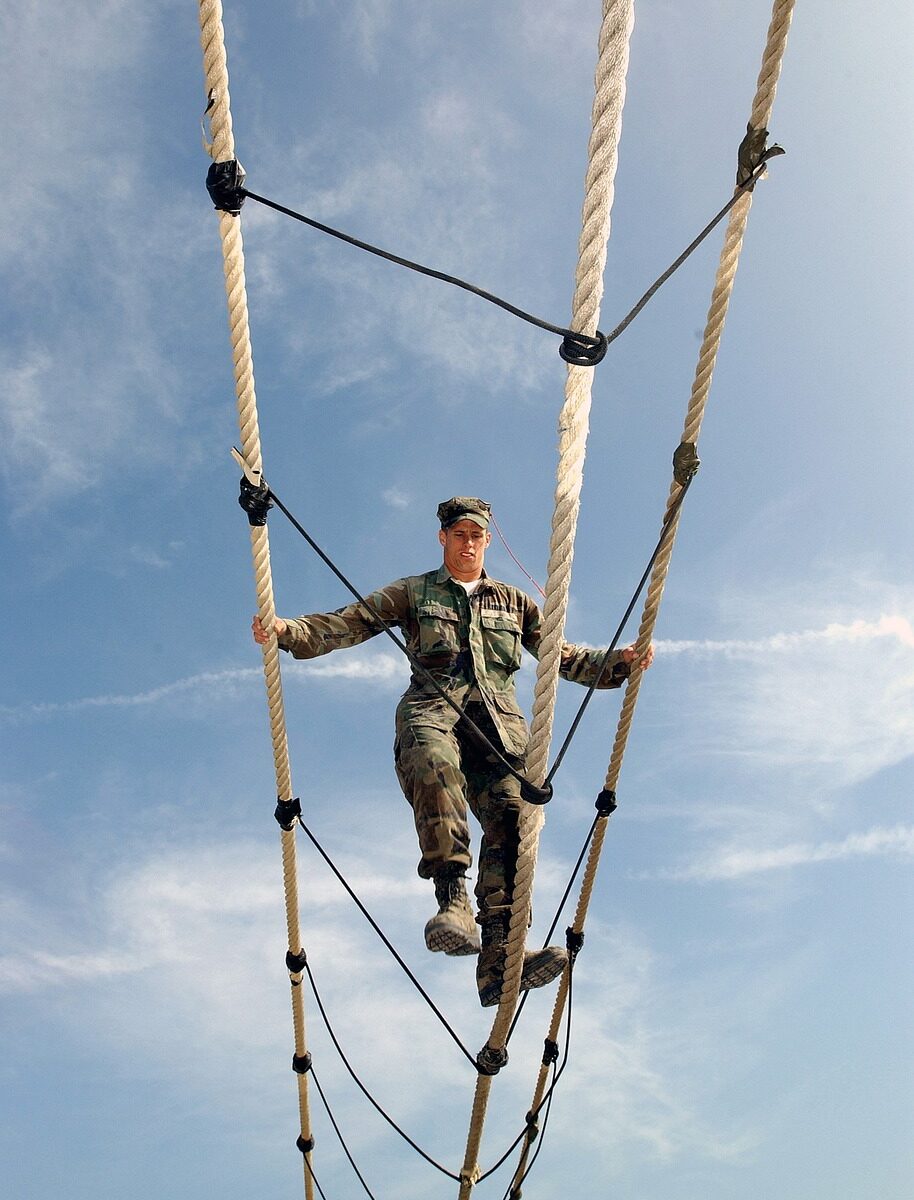 training, obstacle, ropes course-80123.jpg